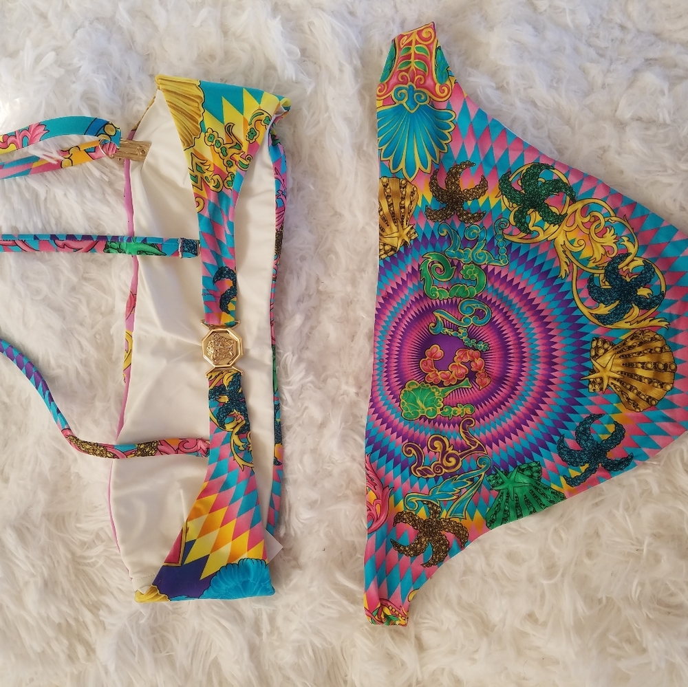 Versace bikini - Picture 3 of 7